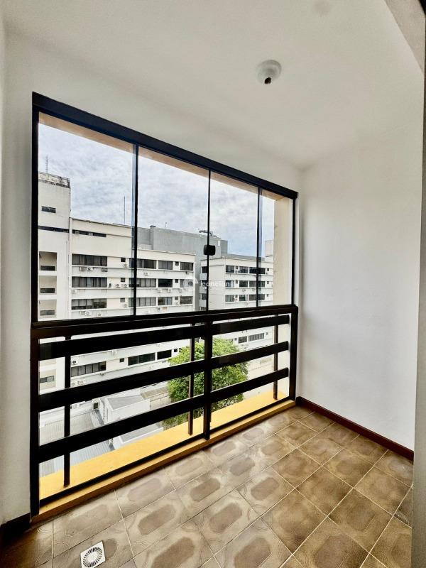 Apartamento para aluguel no Centro: 