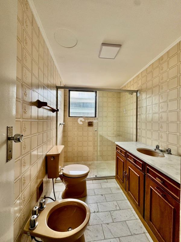 Apartamento para aluguel no Centro: 