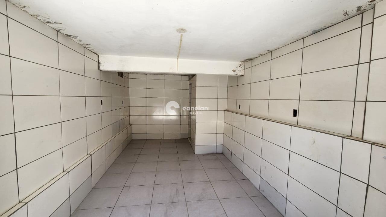 Casa Comercial à venda no Centro: 