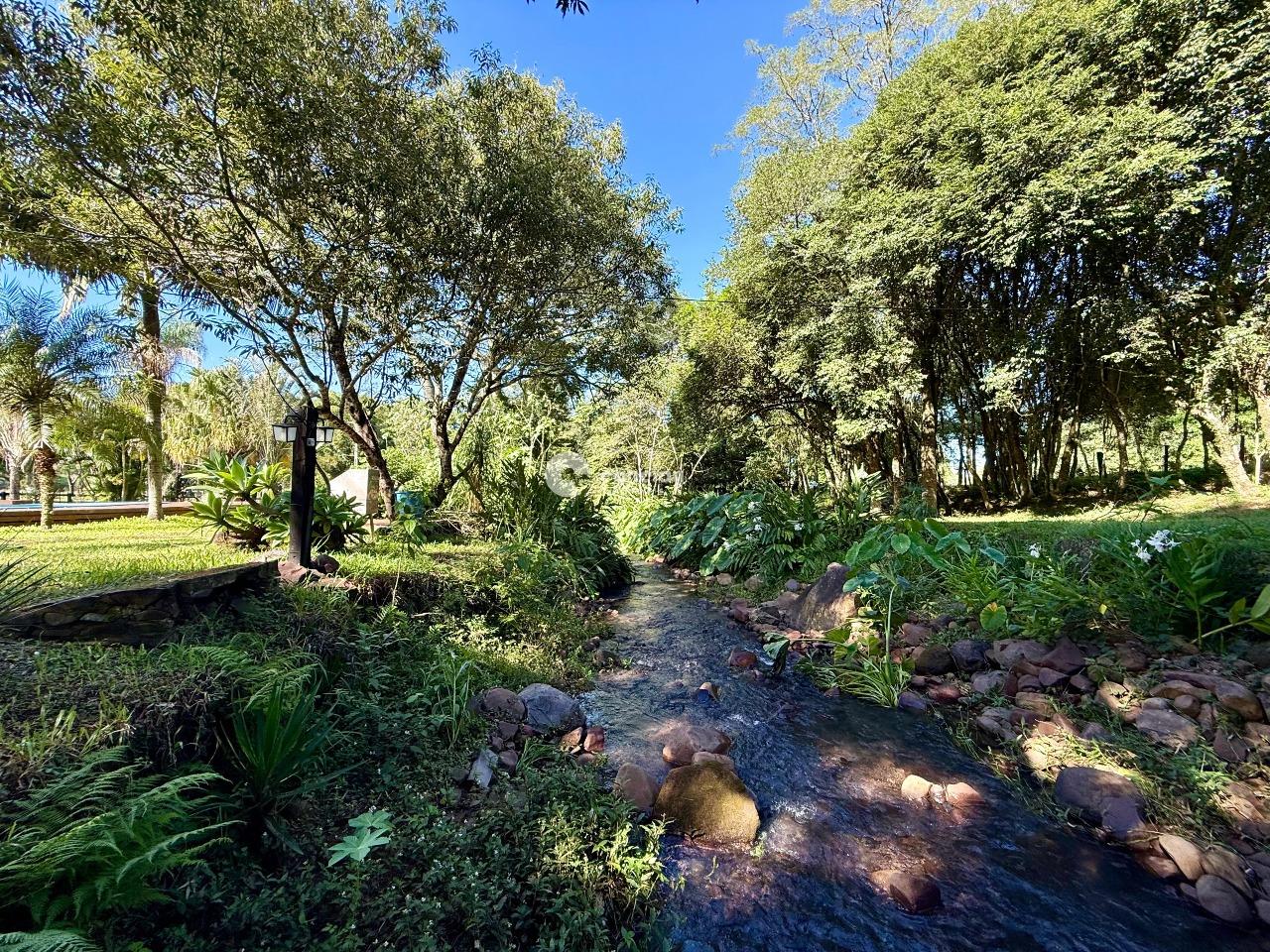 Chácara à venda no Pé de Plátano: 