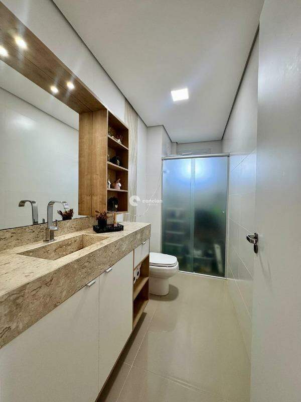 Apartamento à venda no Camobi: 
