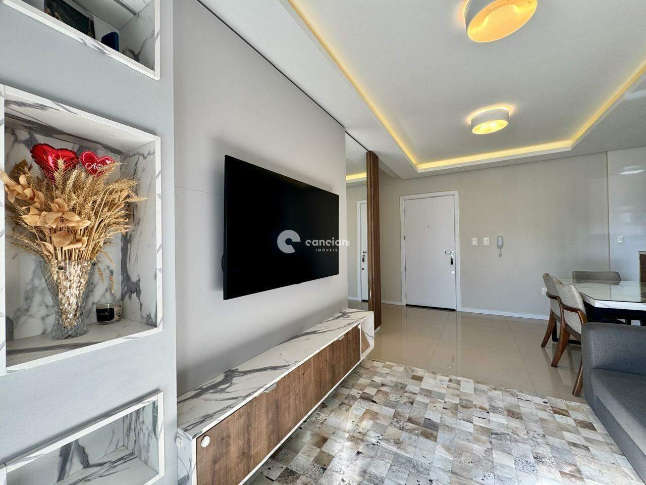 Apartamento à venda no Camobi: 