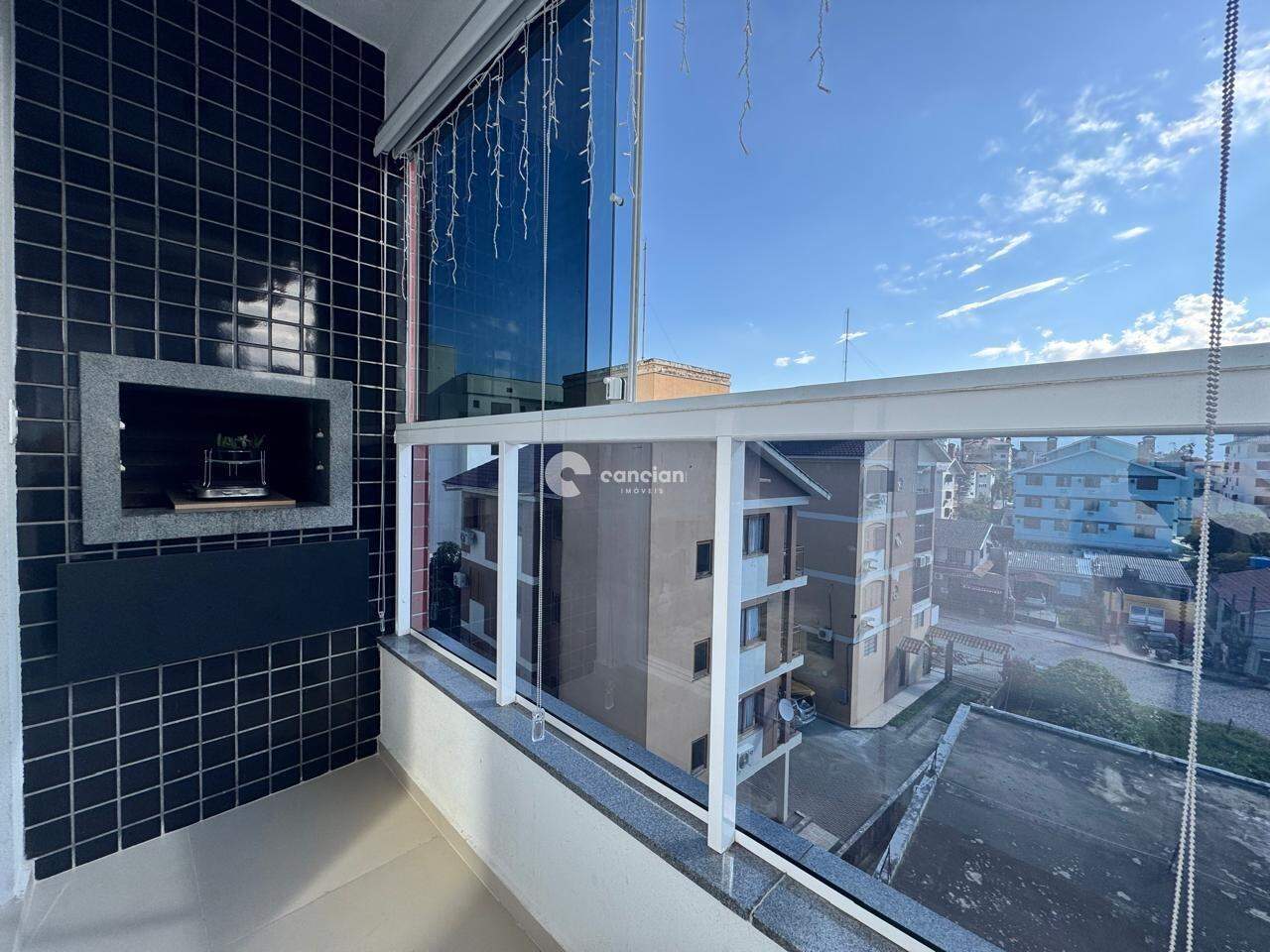 Apartamento à venda no Camobi: 