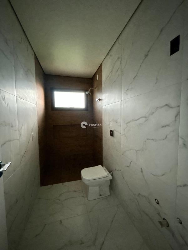 Casa de Condomínio à venda no Camobi: 