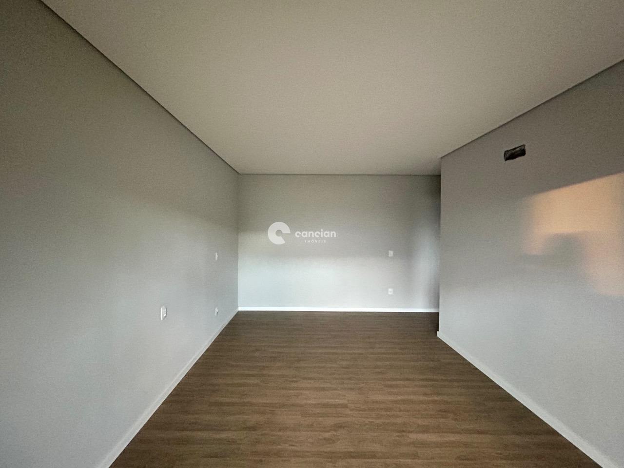 Casa de Condomínio à venda no Camobi: 