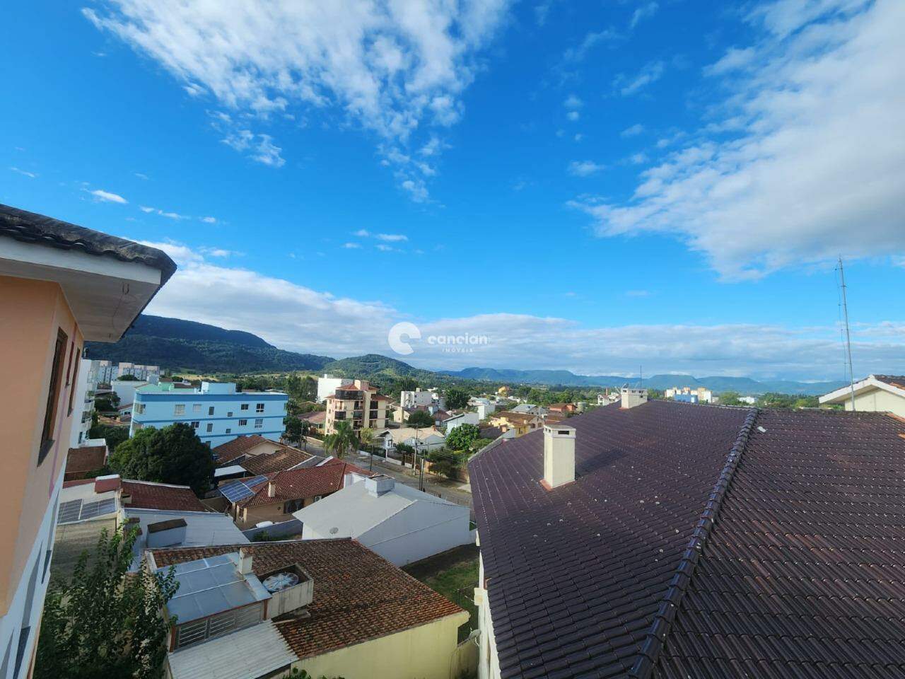 Duplex à venda no Camobi: 