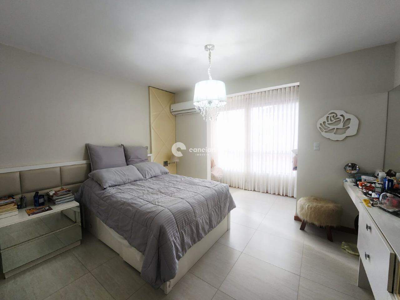 Duplex à venda no Camobi: 