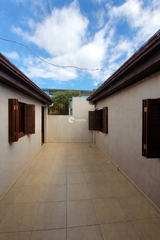 Casa para aluguel no Tancredo Neves: 