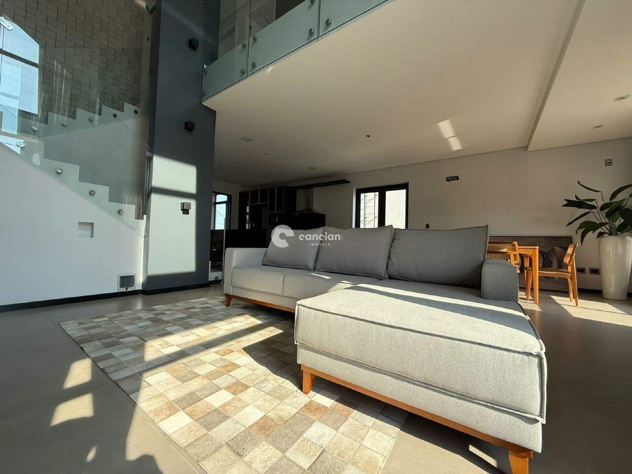 Casa de Condomínio para aluguel no Tomazetti: 