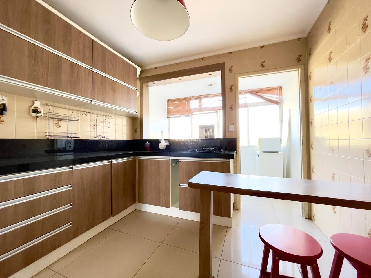 Apartamento para aluguel no Centro: 