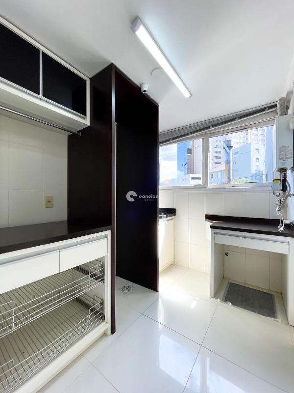 Apartamento para aluguel no Centro: 