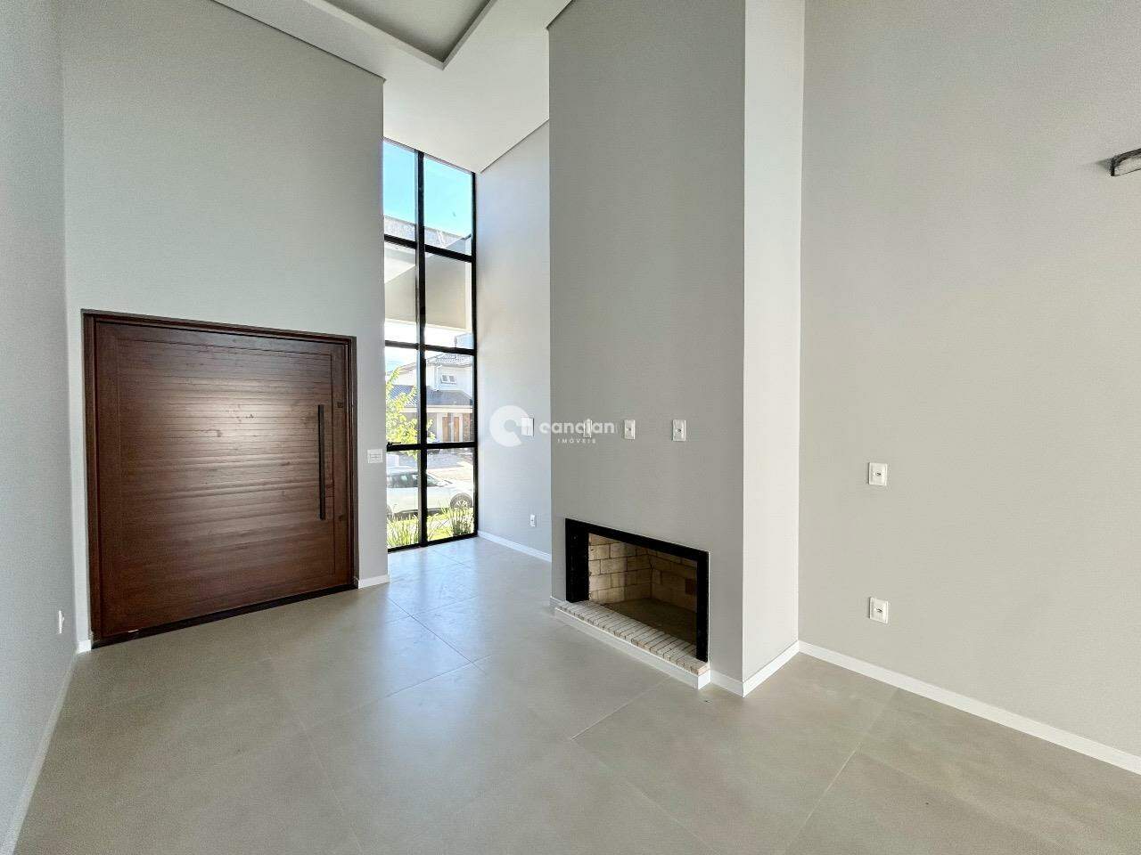 Casa de Condomínio à venda no Camobi: 