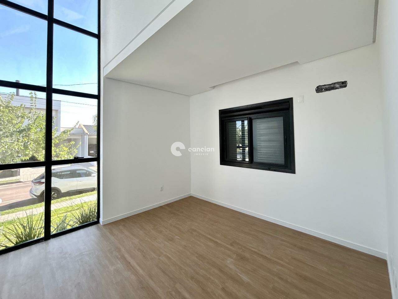 Casa de Condomínio à venda no Camobi: 