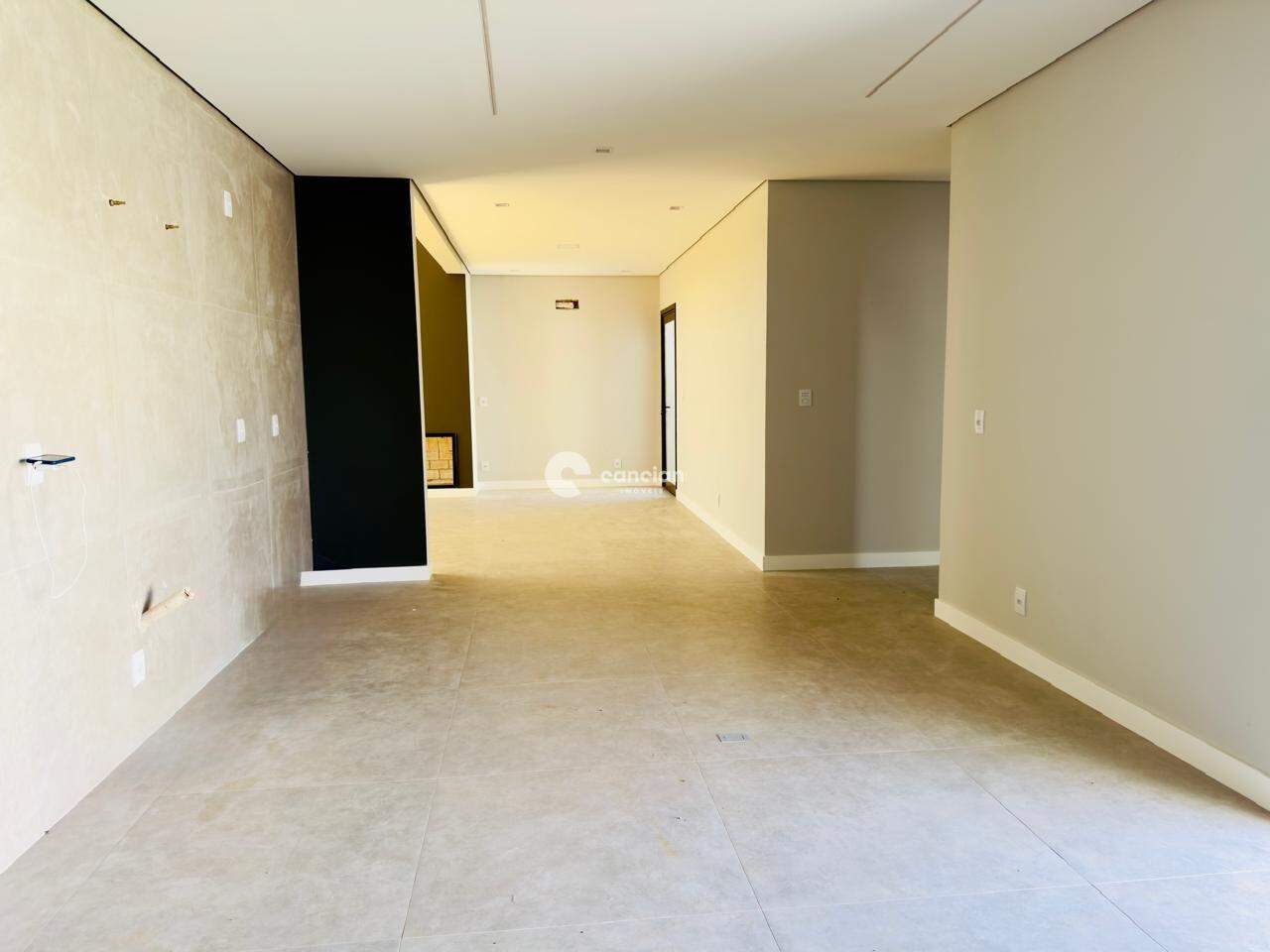 Casa de Condomínio à venda no Camobi: 