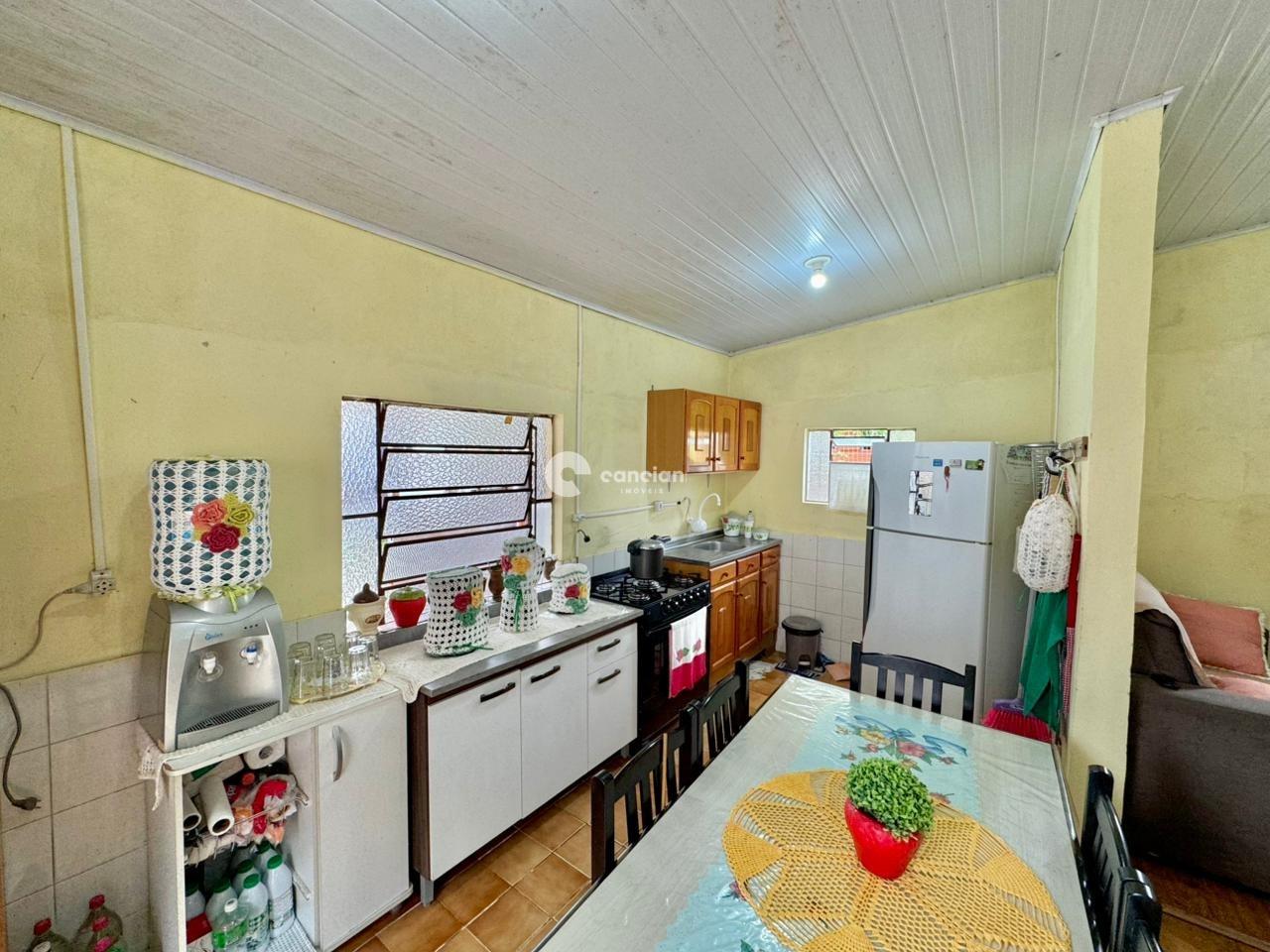 Casa à venda no Camobi: 