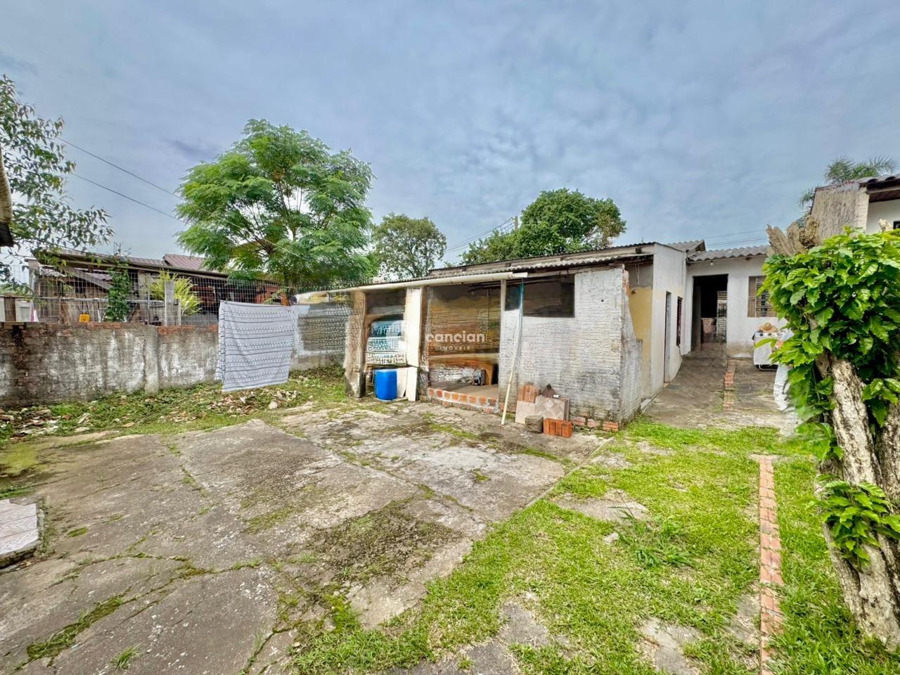 Casa à venda no Camobi: 