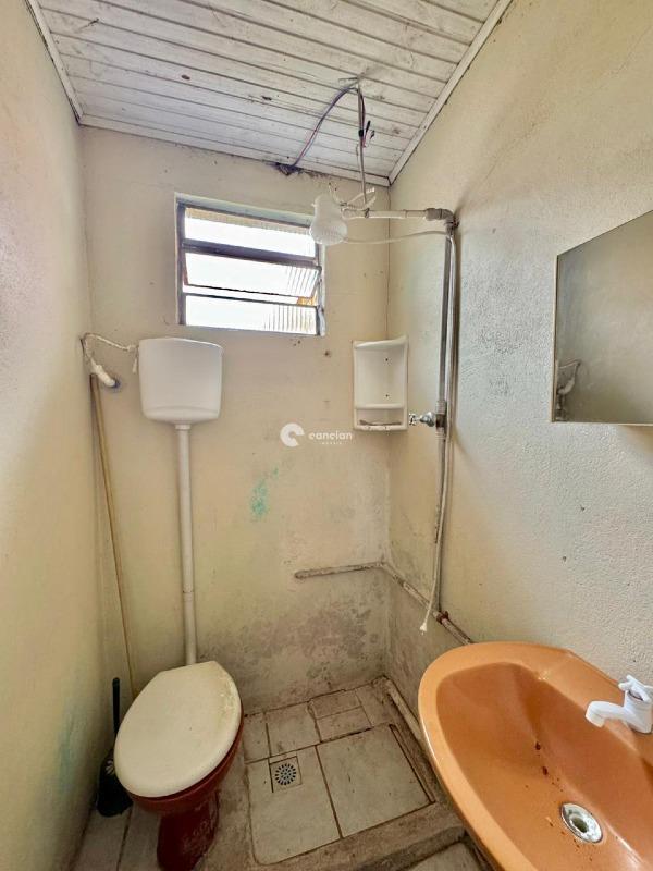 Casa à venda no Camobi: 