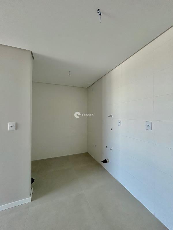 Apartamento à venda no Camobi: 