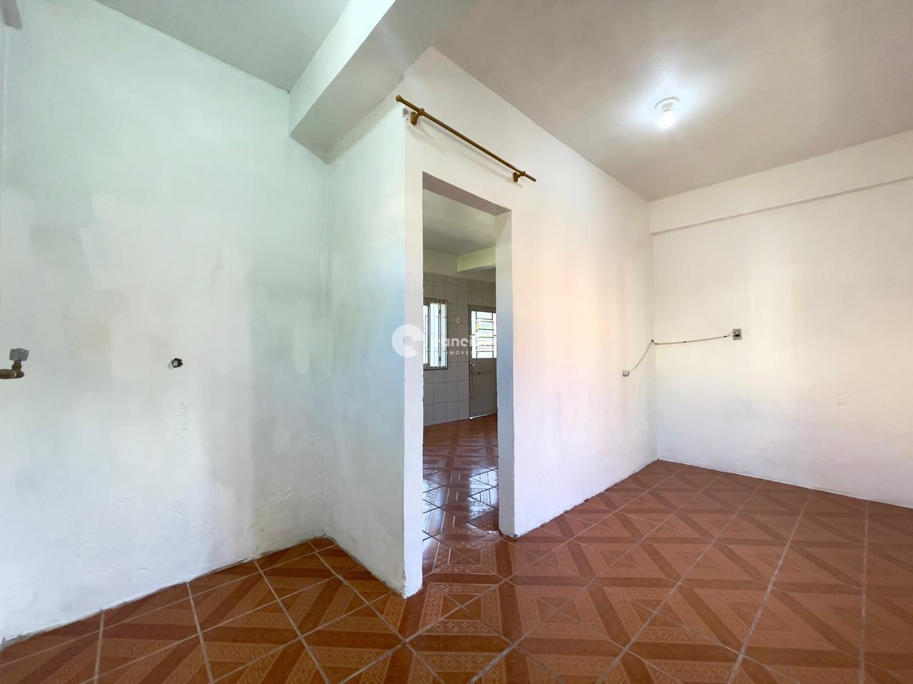 Casa para aluguel no Juscelino Kubitschek: 