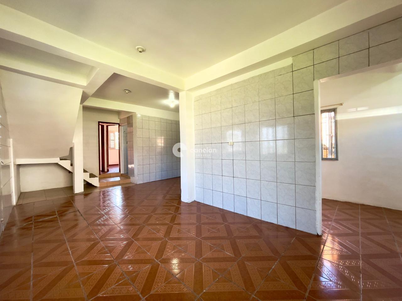 Casa para aluguel no Juscelino Kubitschek: 