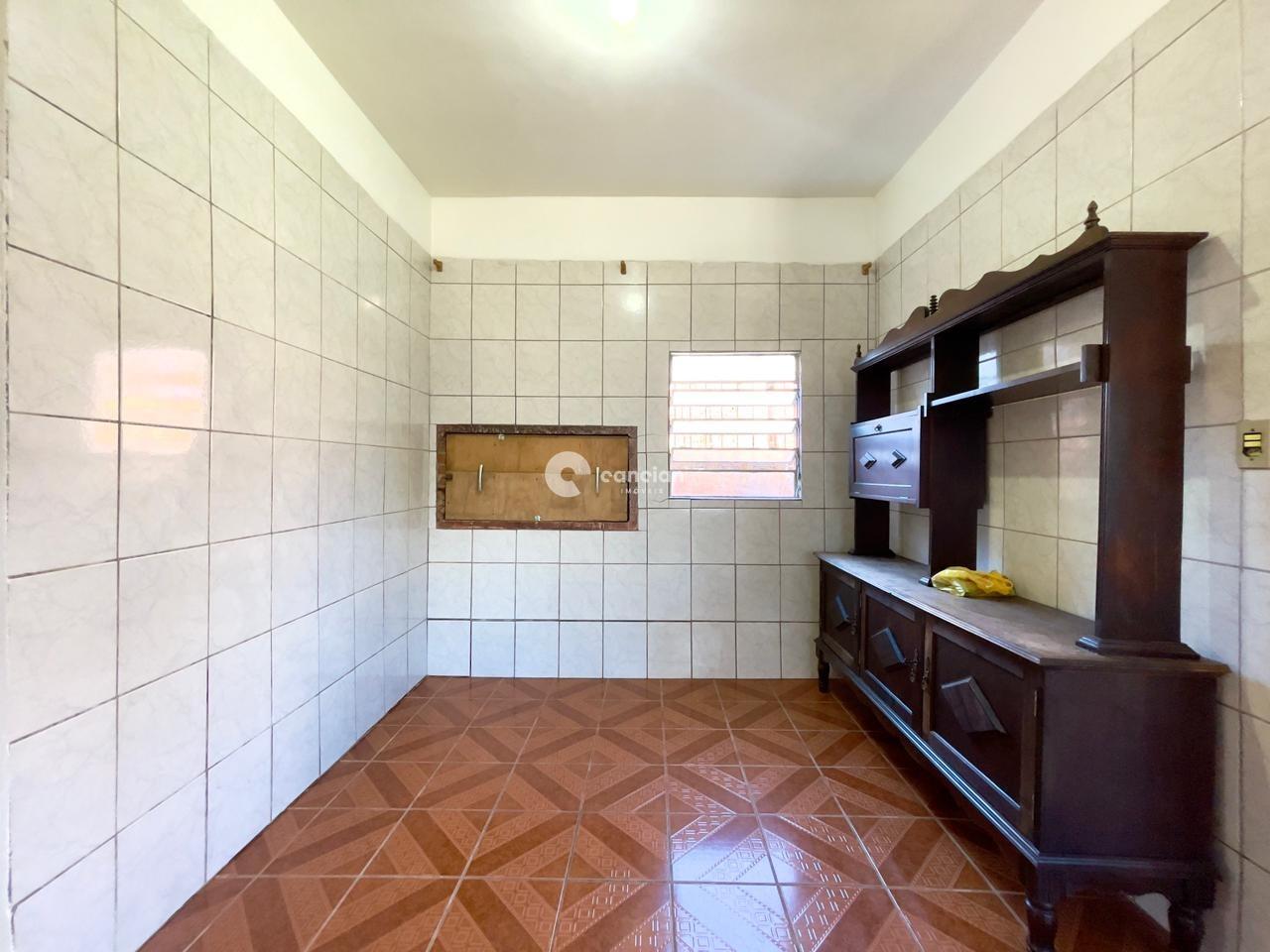 Casa para aluguel no Juscelino Kubitschek: 