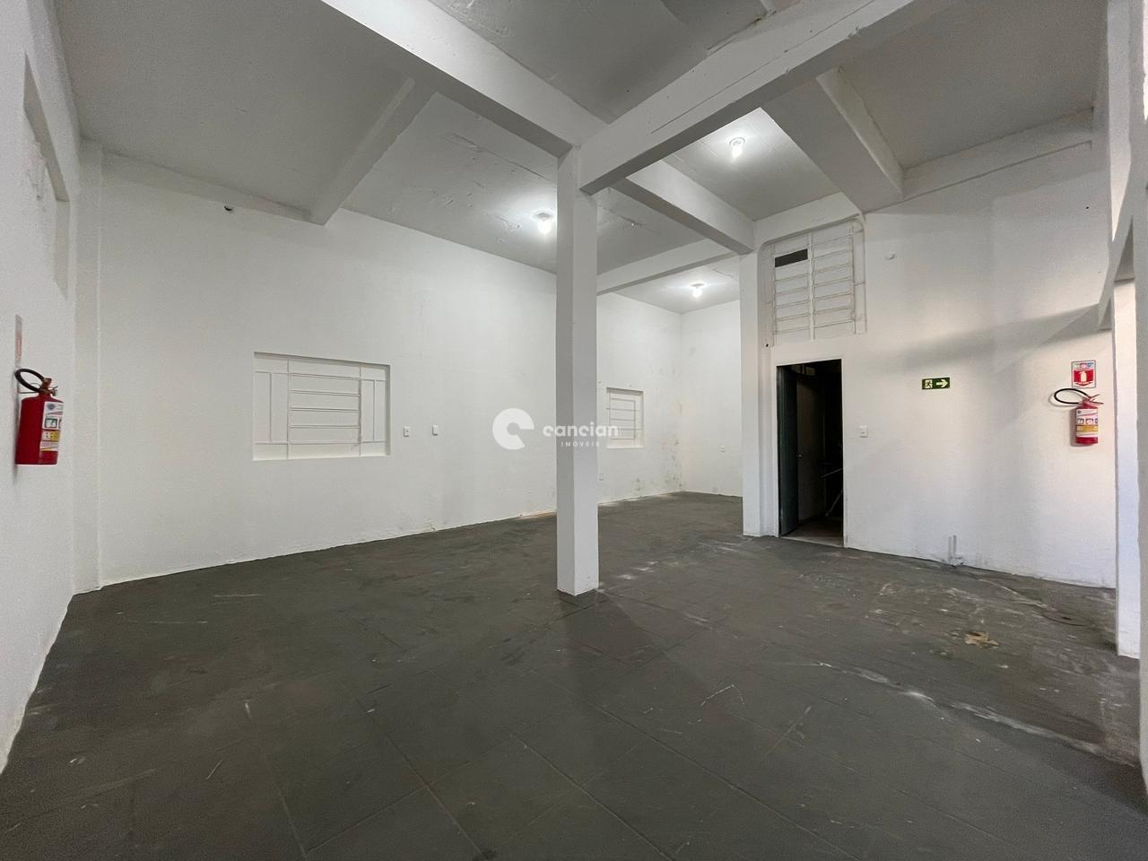 Pavilhão para aluguel no Centro: 