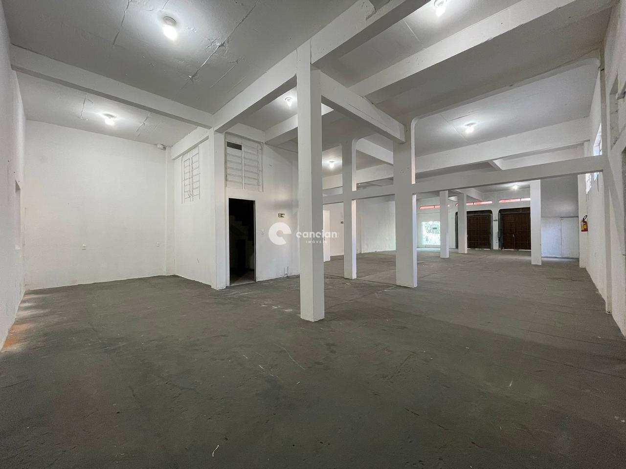 Pavilhão para aluguel no Centro: 