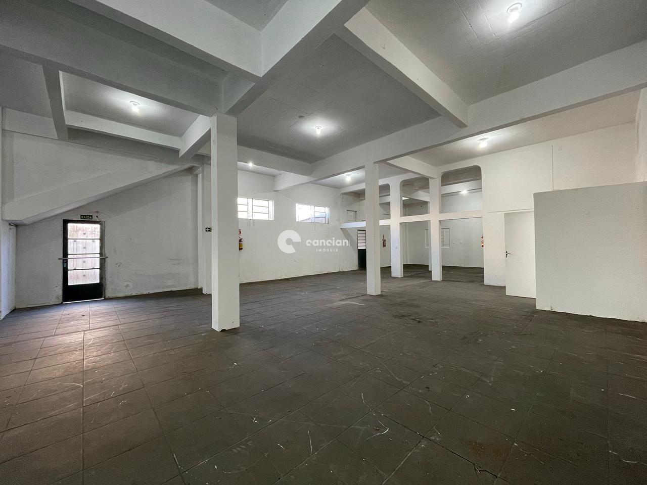 Pavilhão para aluguel no Centro: 