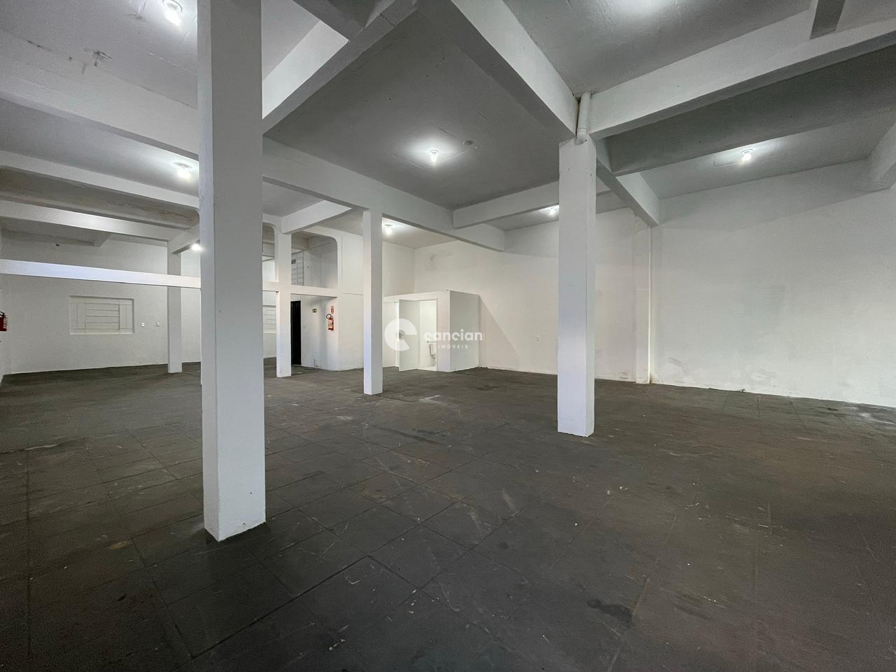 Pavilhão para aluguel no Centro: 