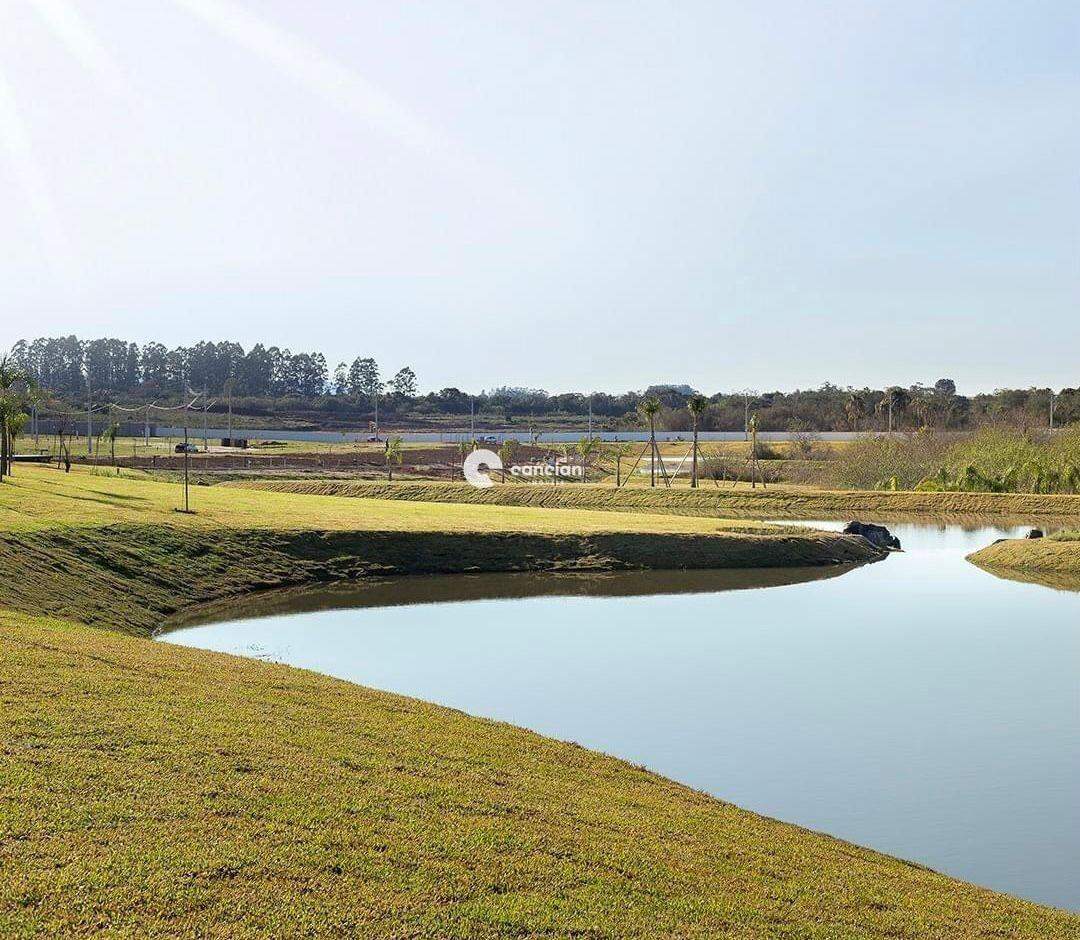Terreno em condomínio à venda no Tomazetti: 