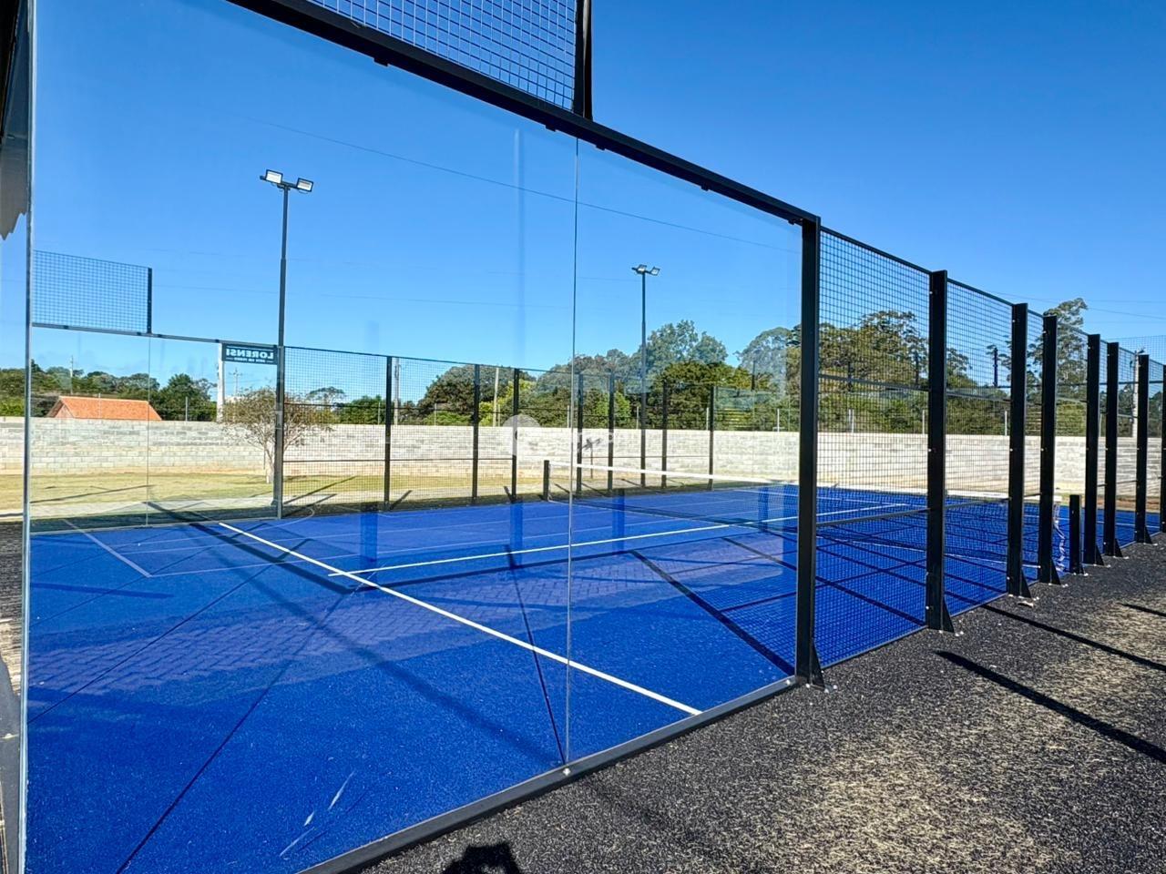 Terreno à venda no Parque Serrano I: 