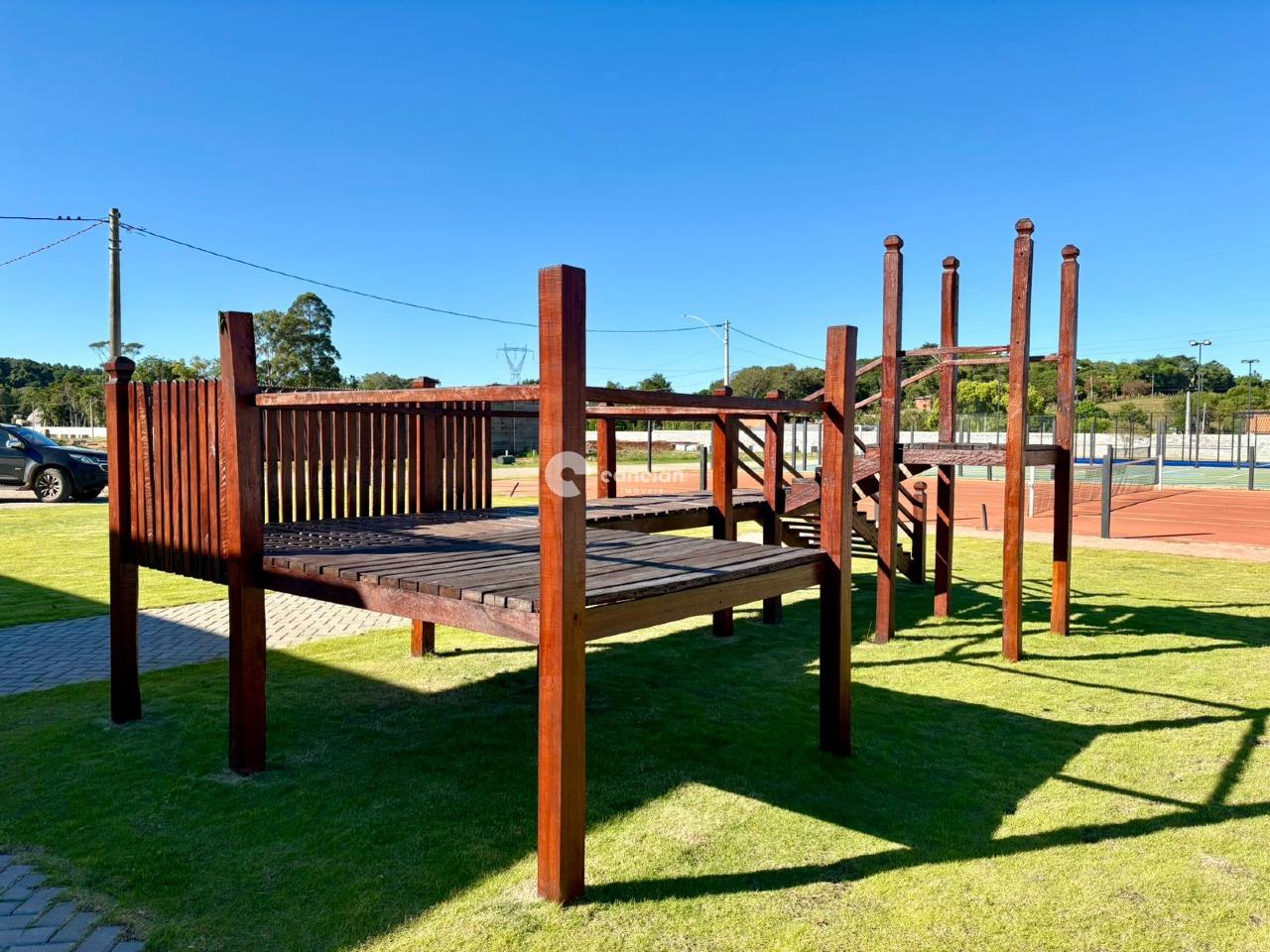 Terreno à venda no Parque Serrano I: 