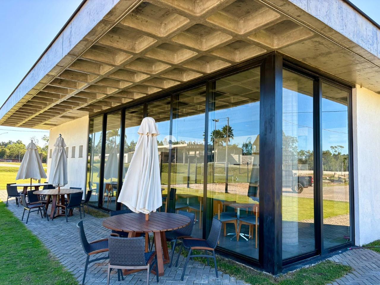 Terreno à venda no Parque Serrano I: 