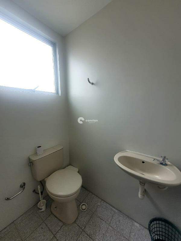 Apartamento para aluguel no Centro: 