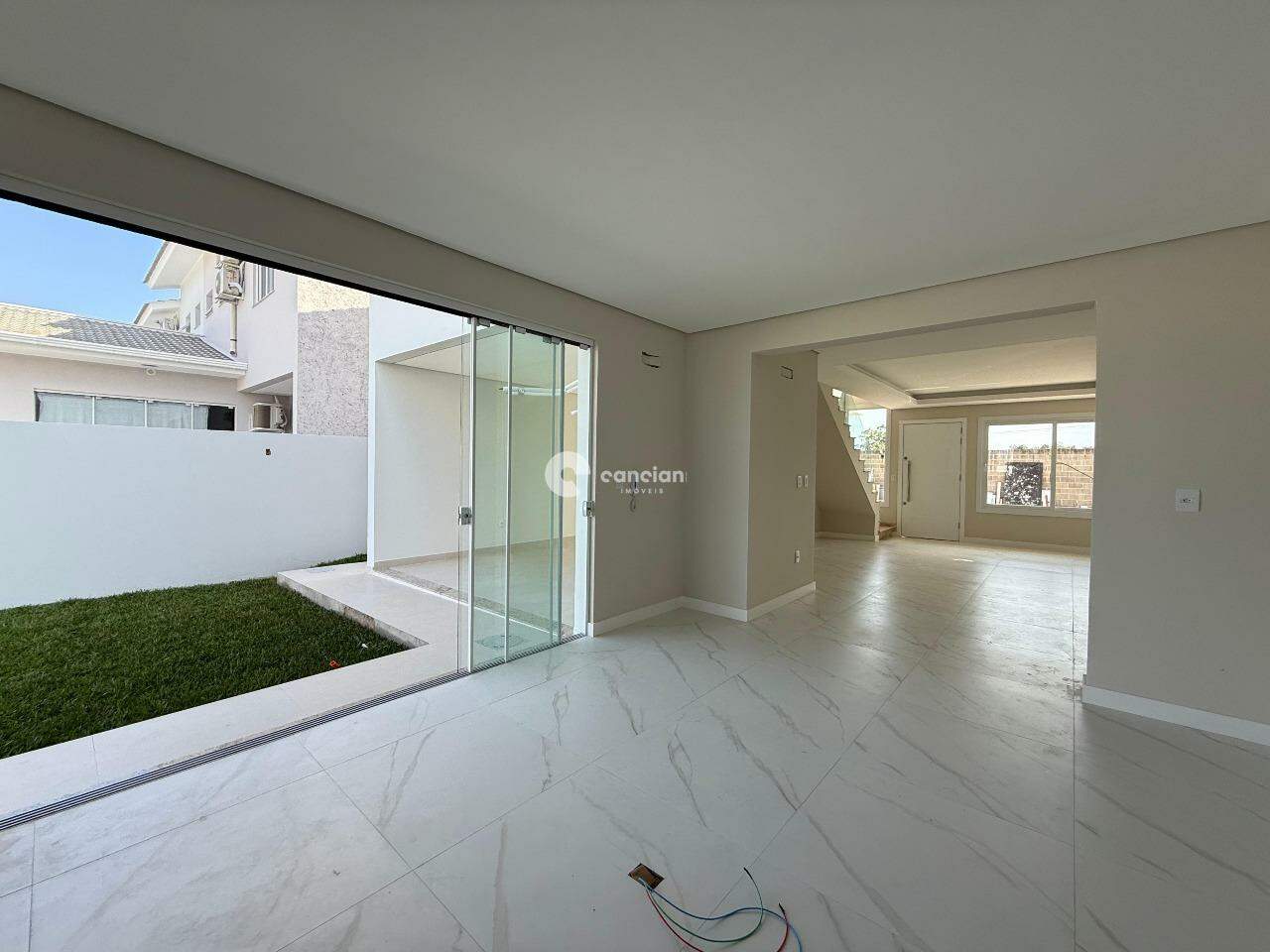 Casa de Condomínio à venda no Camobi: 