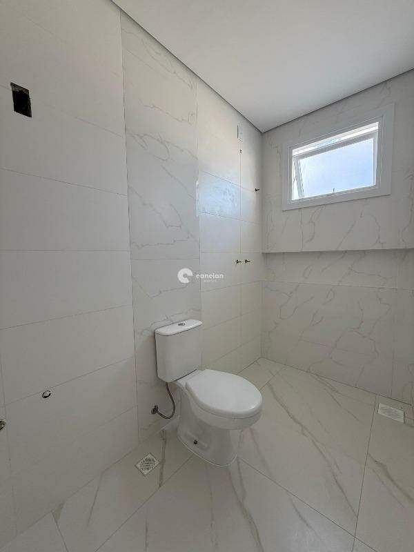 Casa de Condomínio à venda no Camobi: 