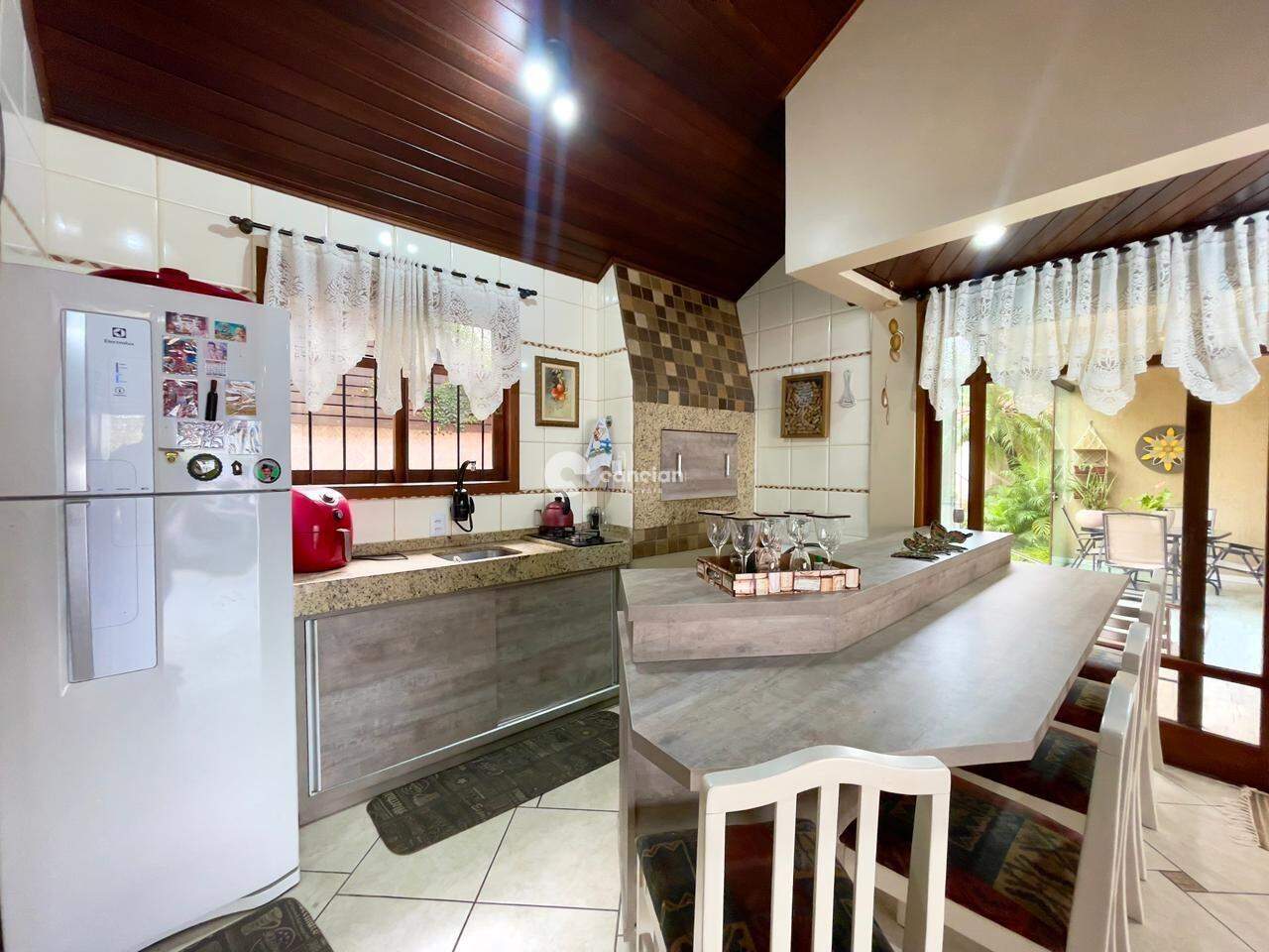 Casa para aluguel no Nossa Senhora do Rosário: 