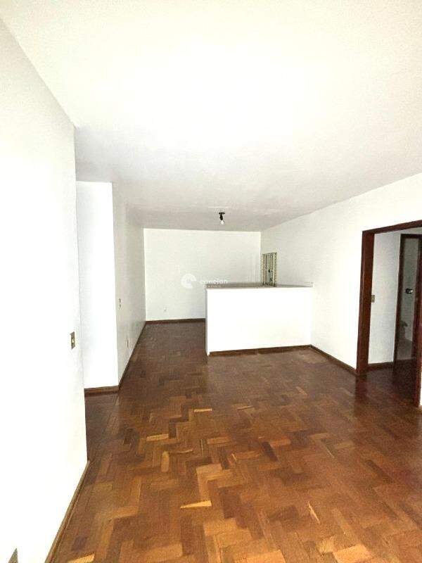 Apartamento à venda no Nossa Senhora das Dores: 