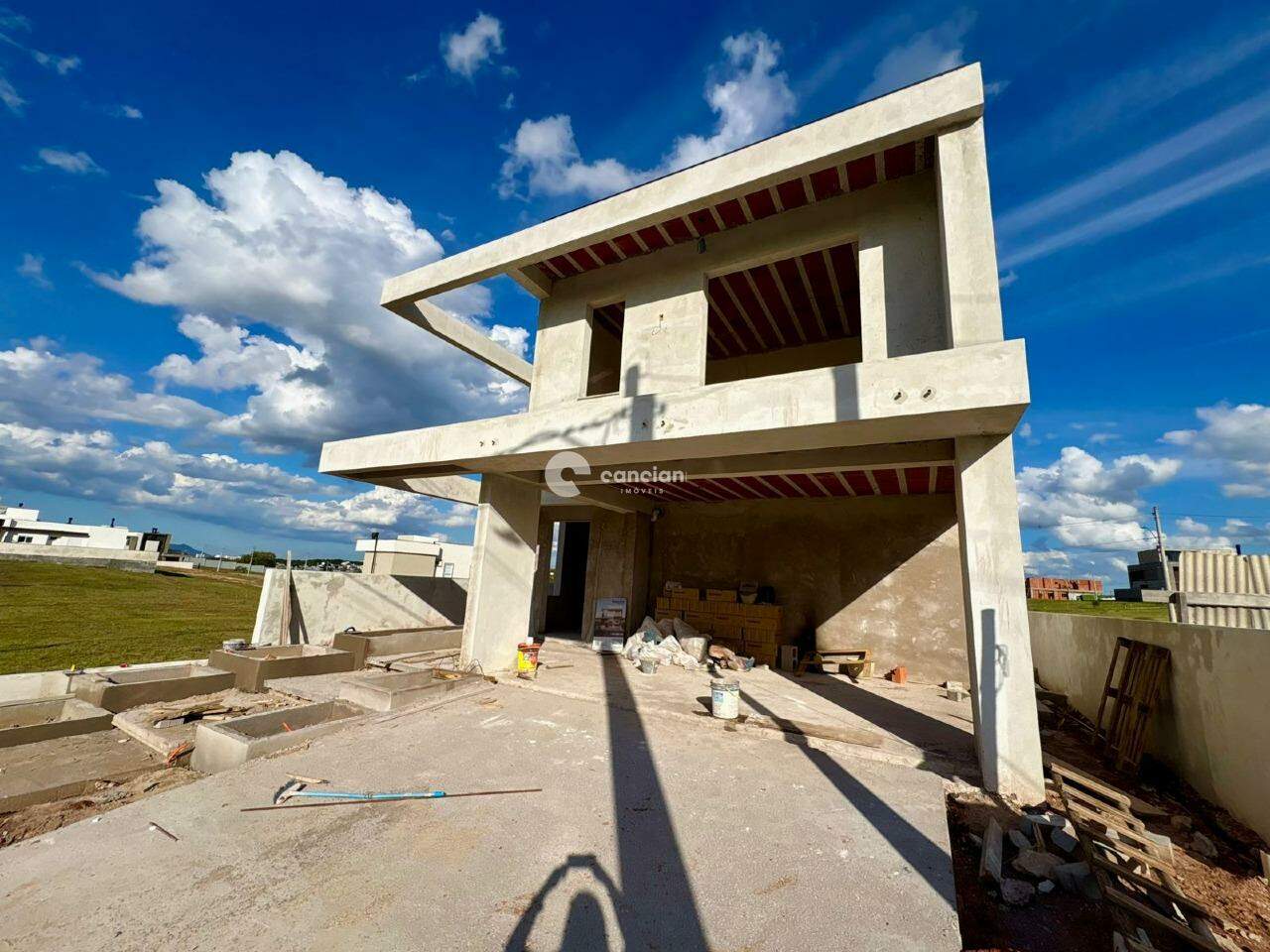 Casa de Condomínio à venda no Camobi: