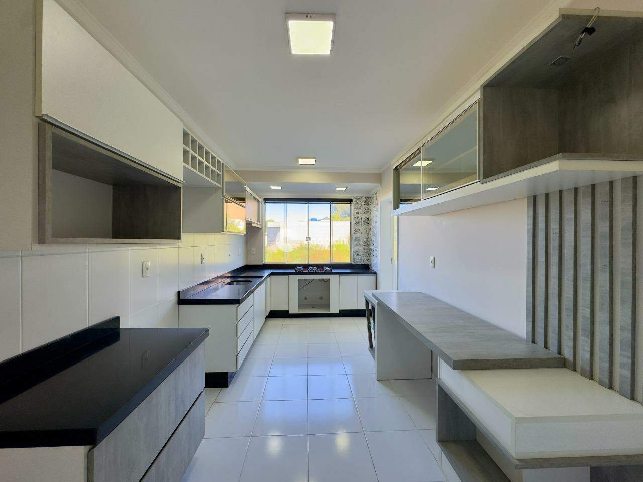 Apartamento à venda no Km 3: 
