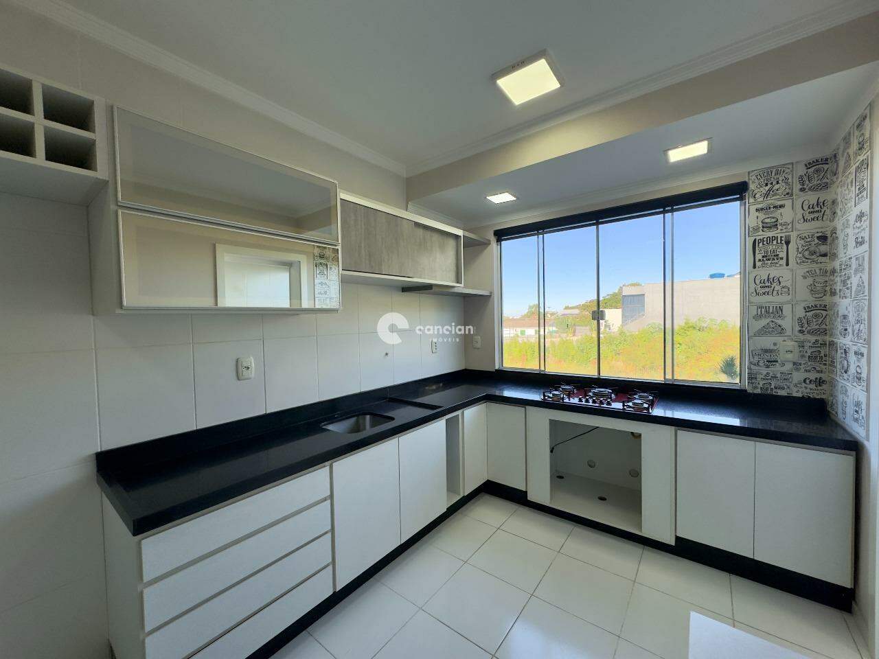 Apartamento à venda no Km 3: 