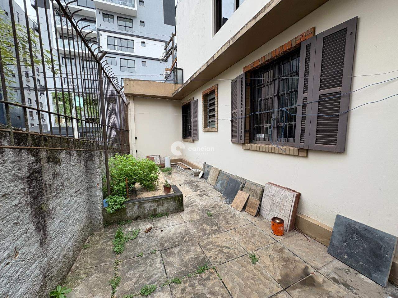 Casa Comercial à venda no Centro: 