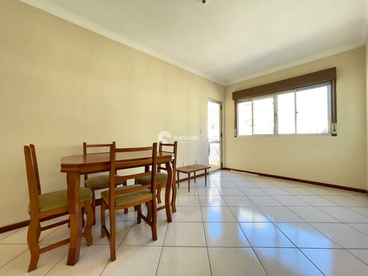 Apartamento para aluguel no Centro: 