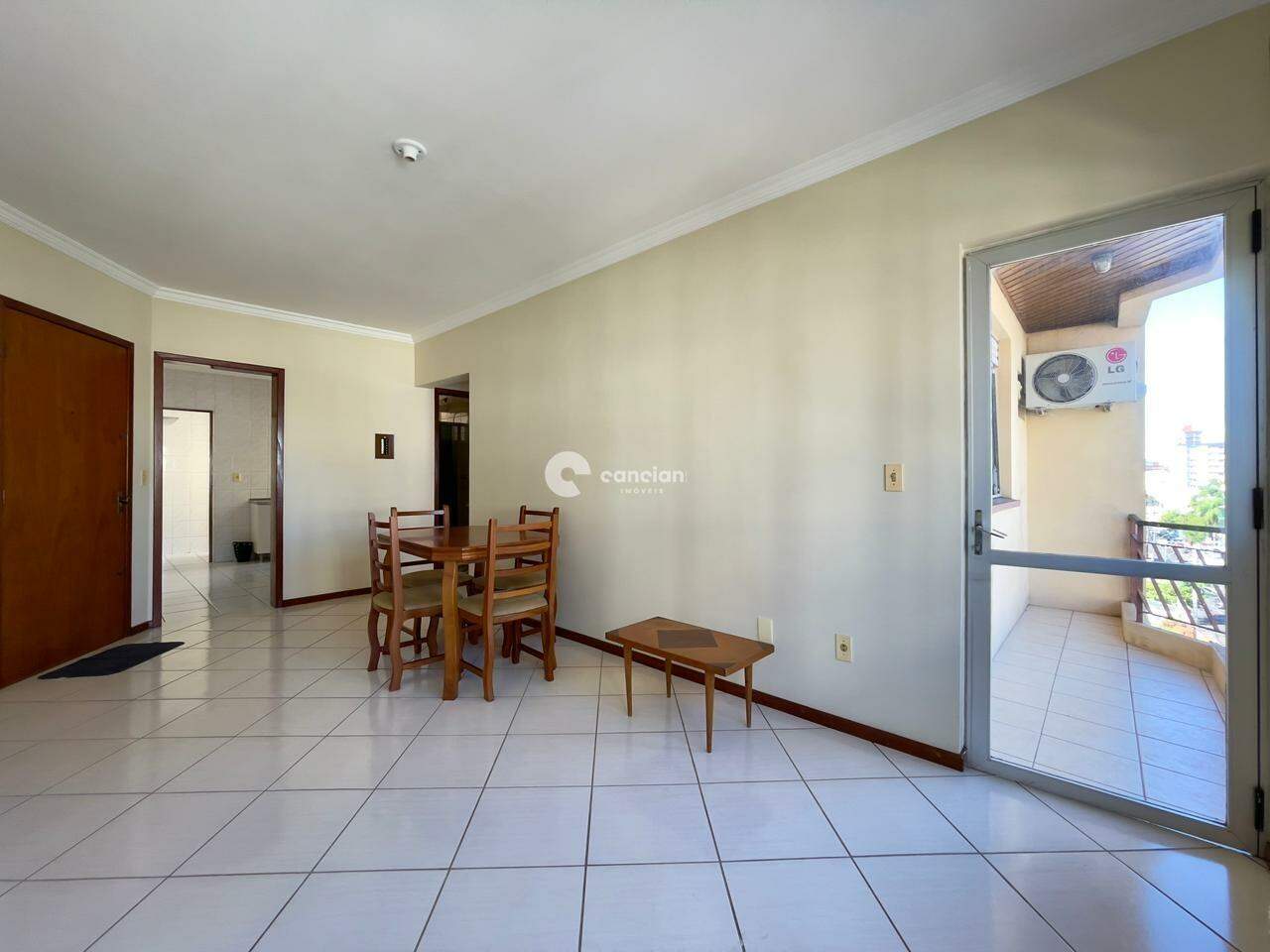 Apartamento para aluguel no Centro: 