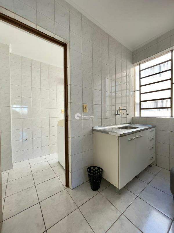 Apartamento para aluguel no Centro: 