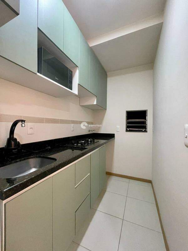 Apartamento para aluguel no Centro: 