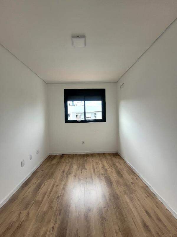 Apartamento à venda no Camobi: 