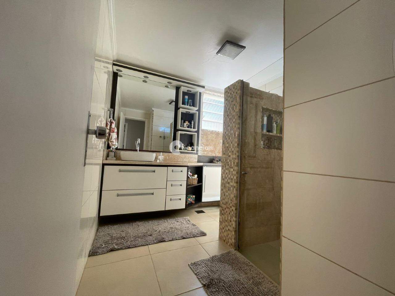Apartamento à venda no Km 3: 