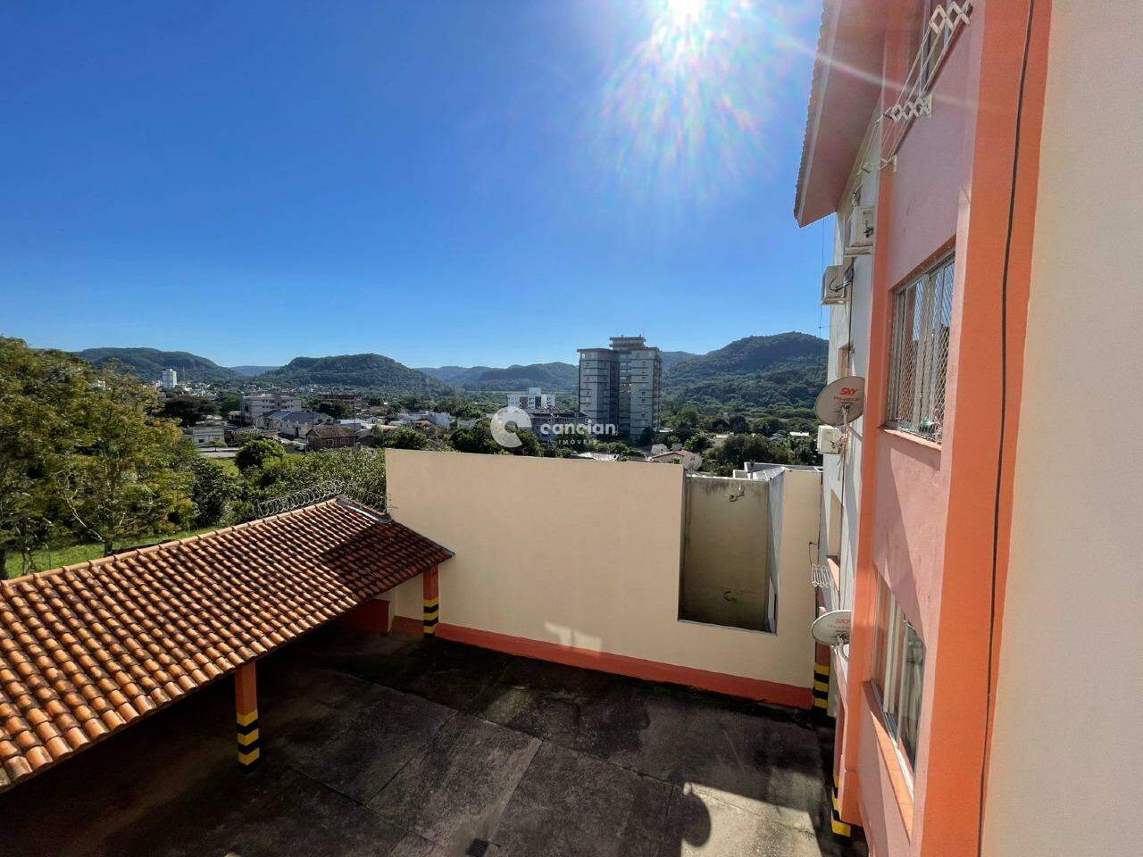 Apartamento à venda no Km 3: 
