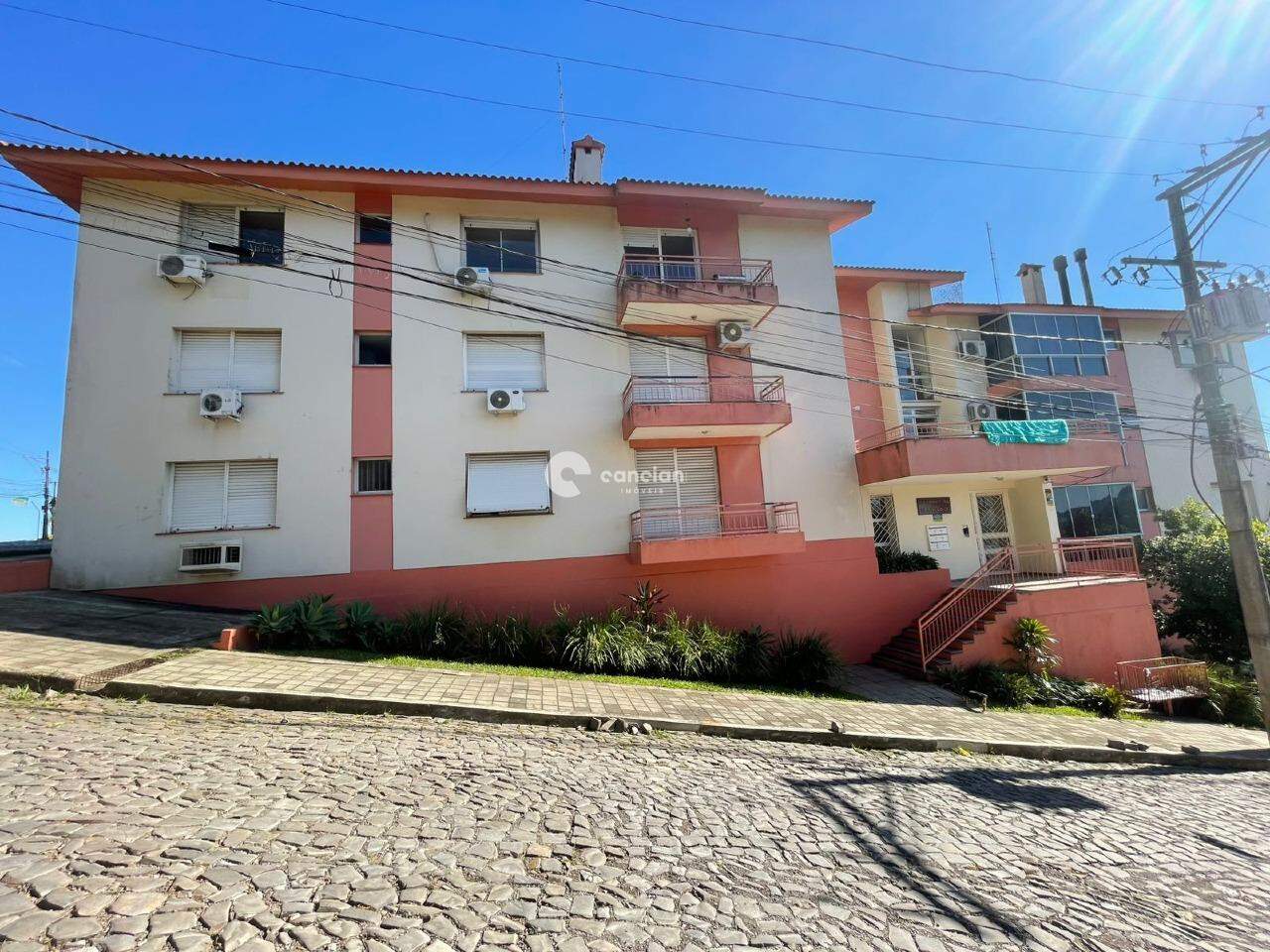 Apartamento à venda no Km 3: 